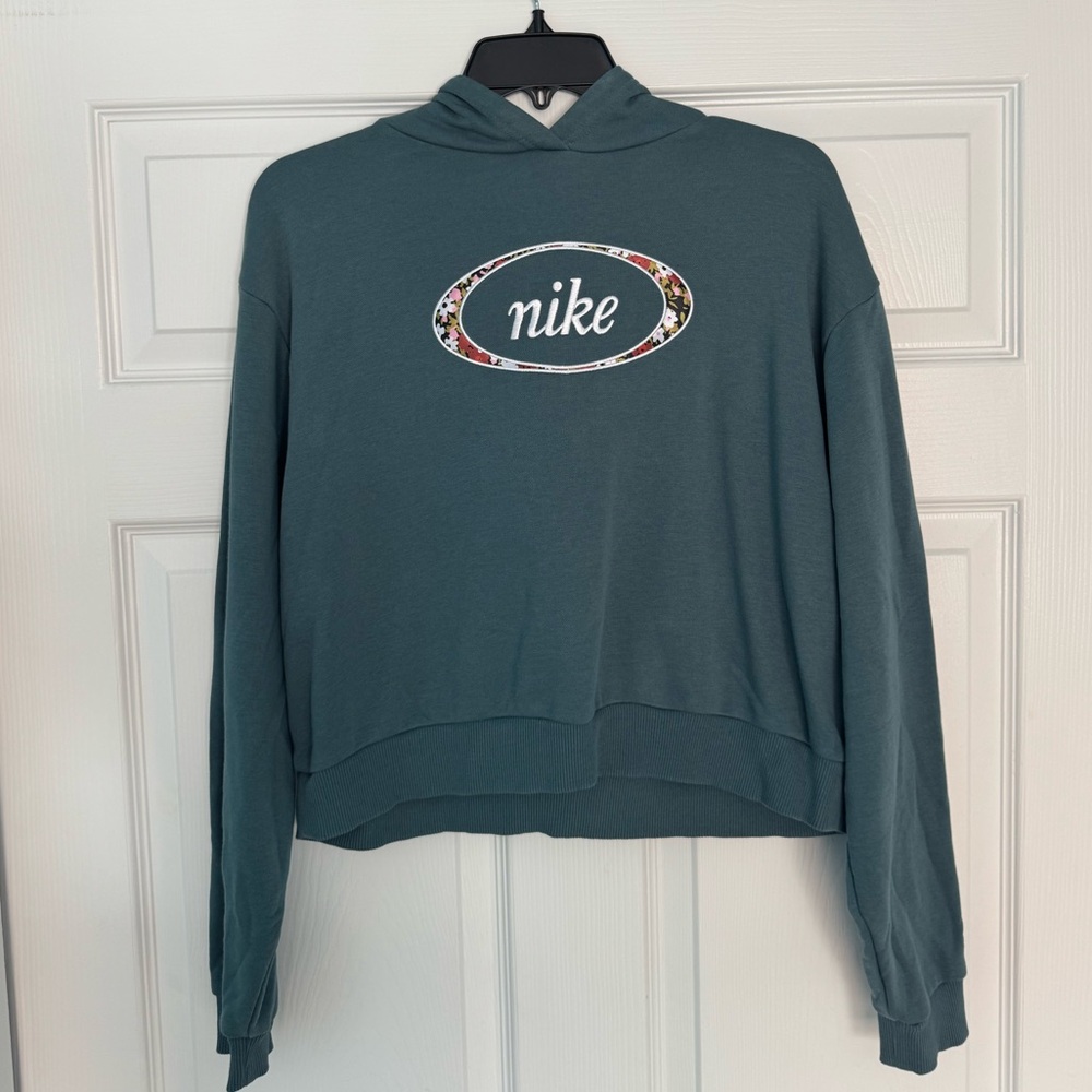 Nike Cropped Embroidered Floral Logo Hoodie/Sweatshirt